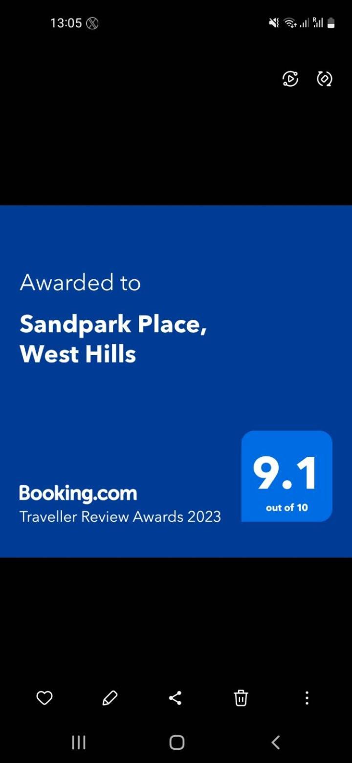 Sandpark Place, West Hills Mile 11 Εξωτερικό φωτογραφία
